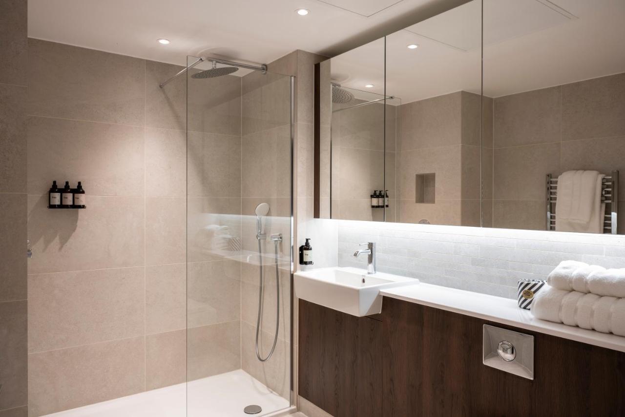 Cove Landmark Pinnacle 4* Londra